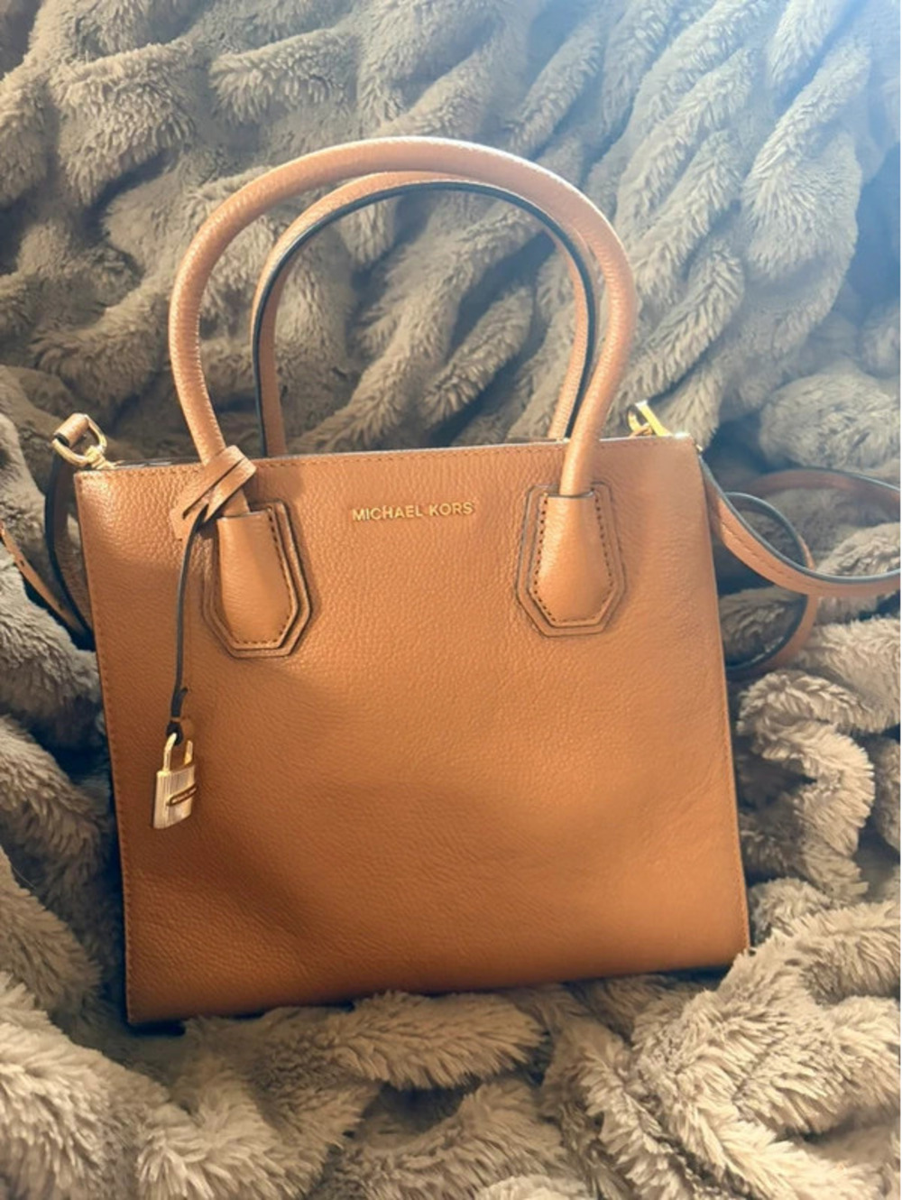 New Michael kors Mercer messenger bag